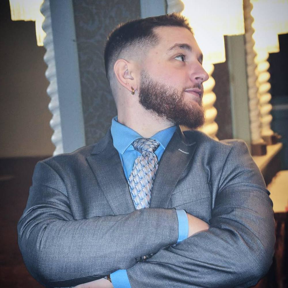 Meet your Posher, Christopher